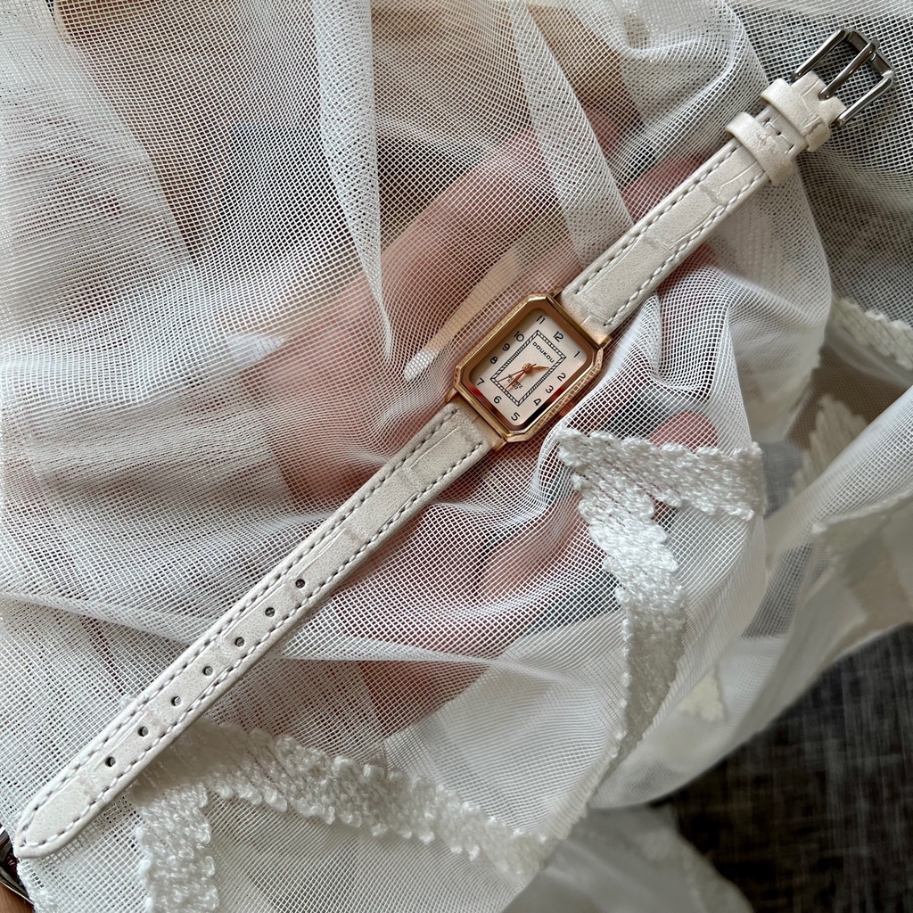 Đồng hồ nữ đeo tay thời trang DOKO mặt nhỏ dây da mềm cao cấp hàng chính hãng màu Trà sữa Tif Watches size 28mm