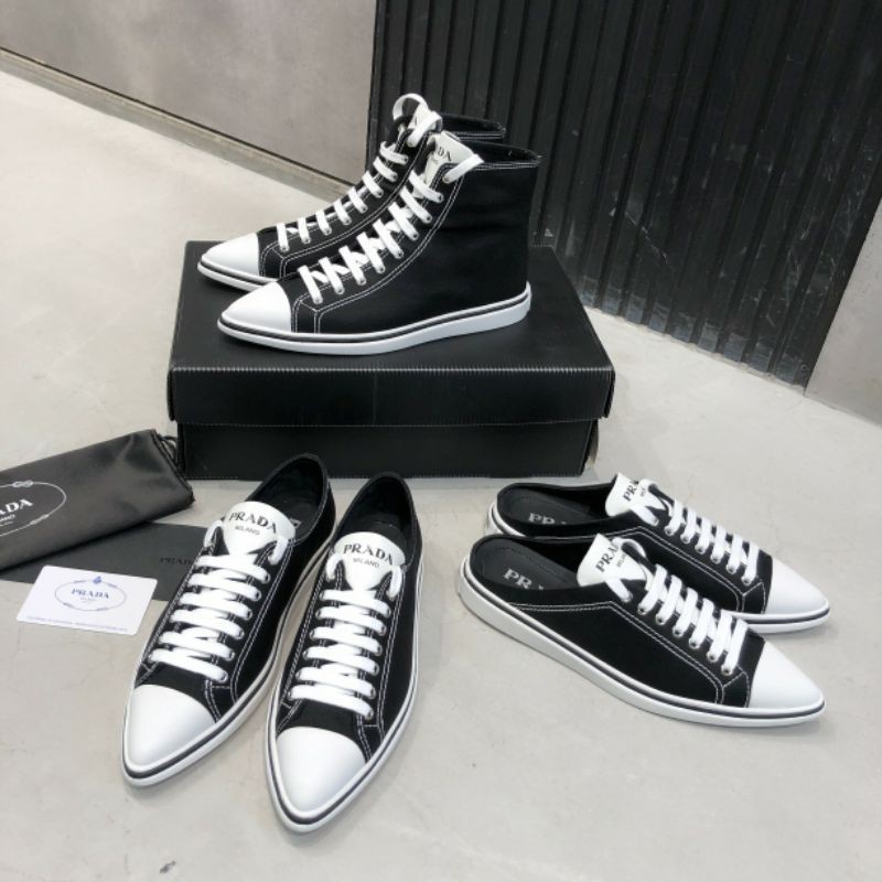 Giày mũi nhọn Prada 3 kiểu dáng hot nhất 2021