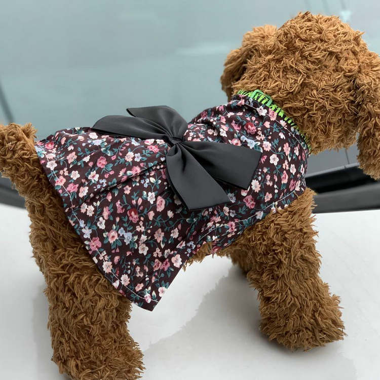 Đầm hoa đính nơ dễ thương cho thú cưng