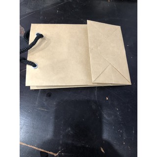 Sỉ mẫu túi giấy kraft - 18 x 8 x 14 cm
