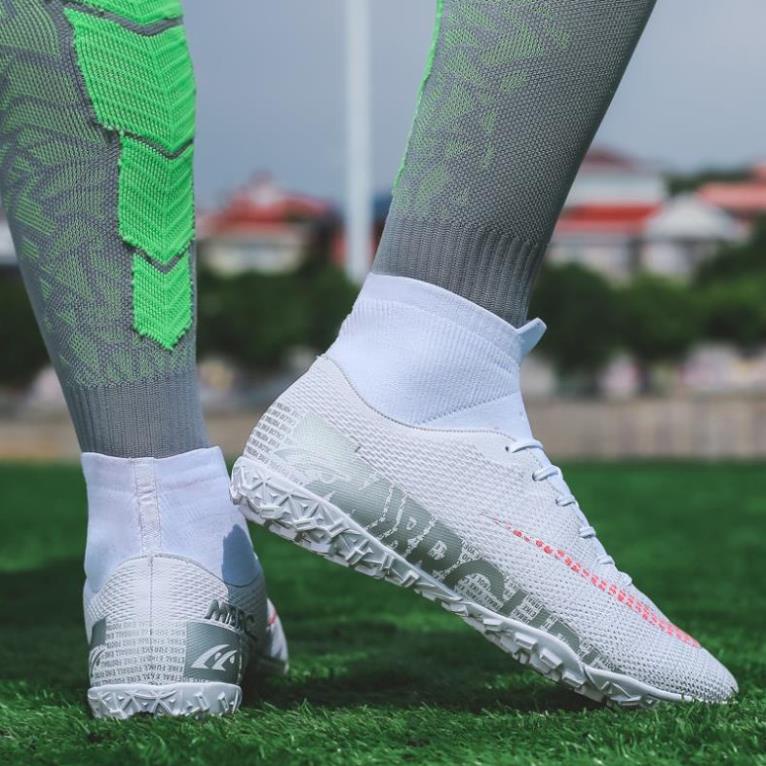 XẢ KHO Giày đá bóng nam CR7 Mercurial FG Giày Futsal TF Giày đá banh Giày bóng đá cổ cao sân cỏ nhân tạo đen trắng / 📞