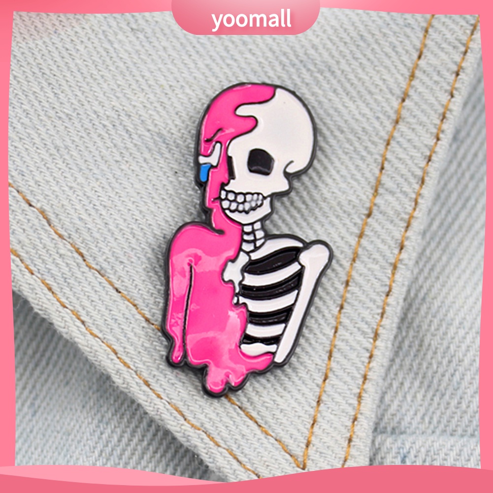 Ghim cài áo họa tiết bộ xương người độc đáo