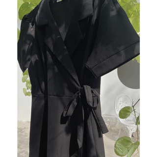 Váy cổ vest buộc eo - Timii
