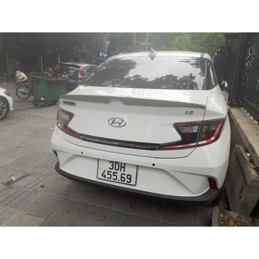 Đuôi gió thể thao, cánh lướt gió Xe Grand I10 Sedan 2021 2022- Hàng Mộc Chưa Sơn + Tặng kèm keo dính
