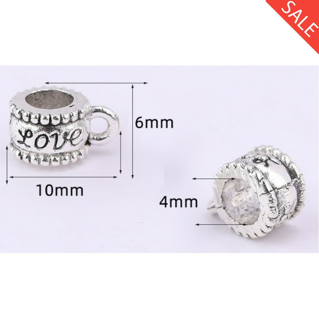 Charm lùa chữ love : có móc treo : 50g / gói = 23k [ sỉ charm tphcm ]