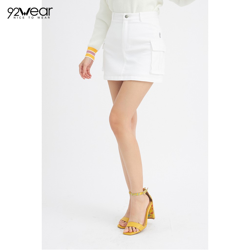 Chân váy chữ A ngắn 92WEAR có 2 túi ốp JAW0747 | BigBuy360 - bigbuy360.vn