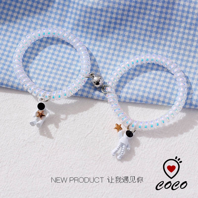 Vòng Tay Lò Xo Trang Trí Hình Phi Hành Gia / Tàu Vũ Trụ Độc Đáo Thời Trang Cho Cặp Đôi