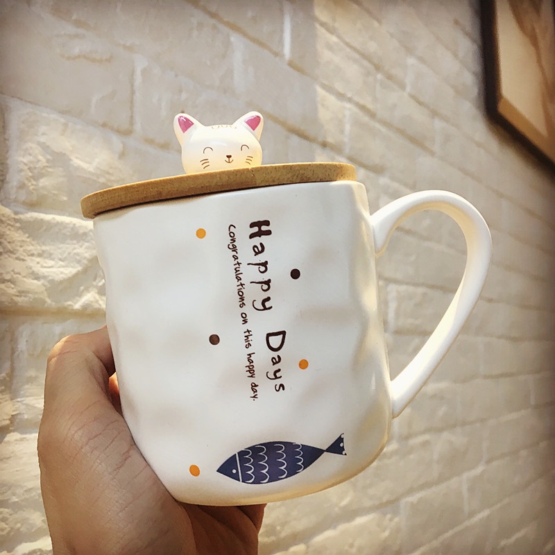 Ly cốc sứ nắp gỗ hình Cá Happy Days cao cấp kèm muỗng sứ