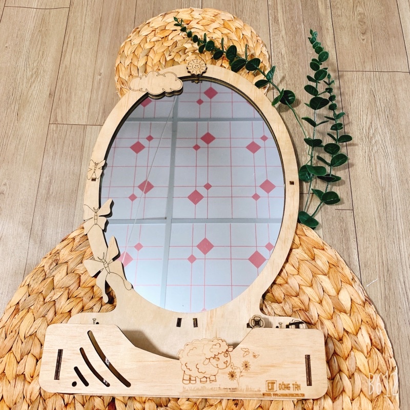 Gương treo tường bằng gỗ Elip Trung chống thấm nước