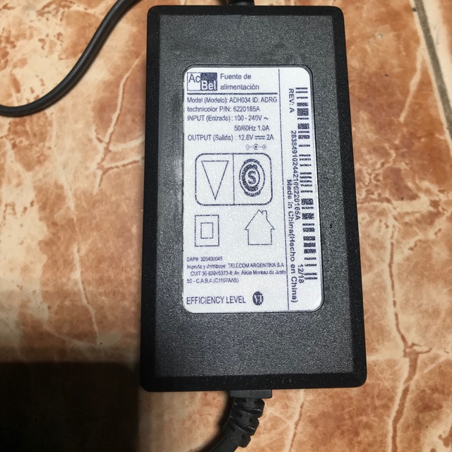 Sạc 12,6v dùng cho máy khoan pin lion có đèn báo