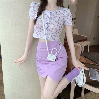(Bán rời) Set chân váy màu tím xéo tà và áo thun croptop hoa nhí tím ulzzang