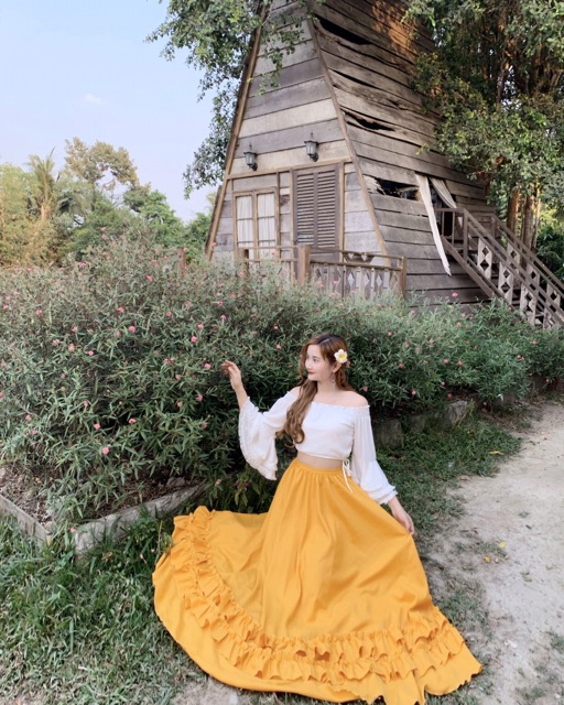 [Ảnh thật🍋] Váy sống ảo/ Sét áo croptop trắng phối chân váy maxi bèo tầng màu vàng boho | BigBuy360 - bigbuy360.vn