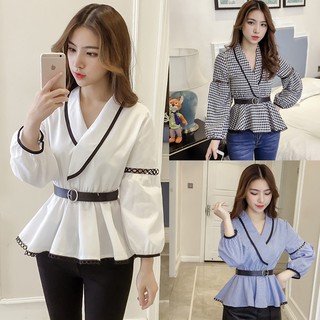 Áo kiểu cổ V vạt đắp họa tiết sọc dọc cho nữ