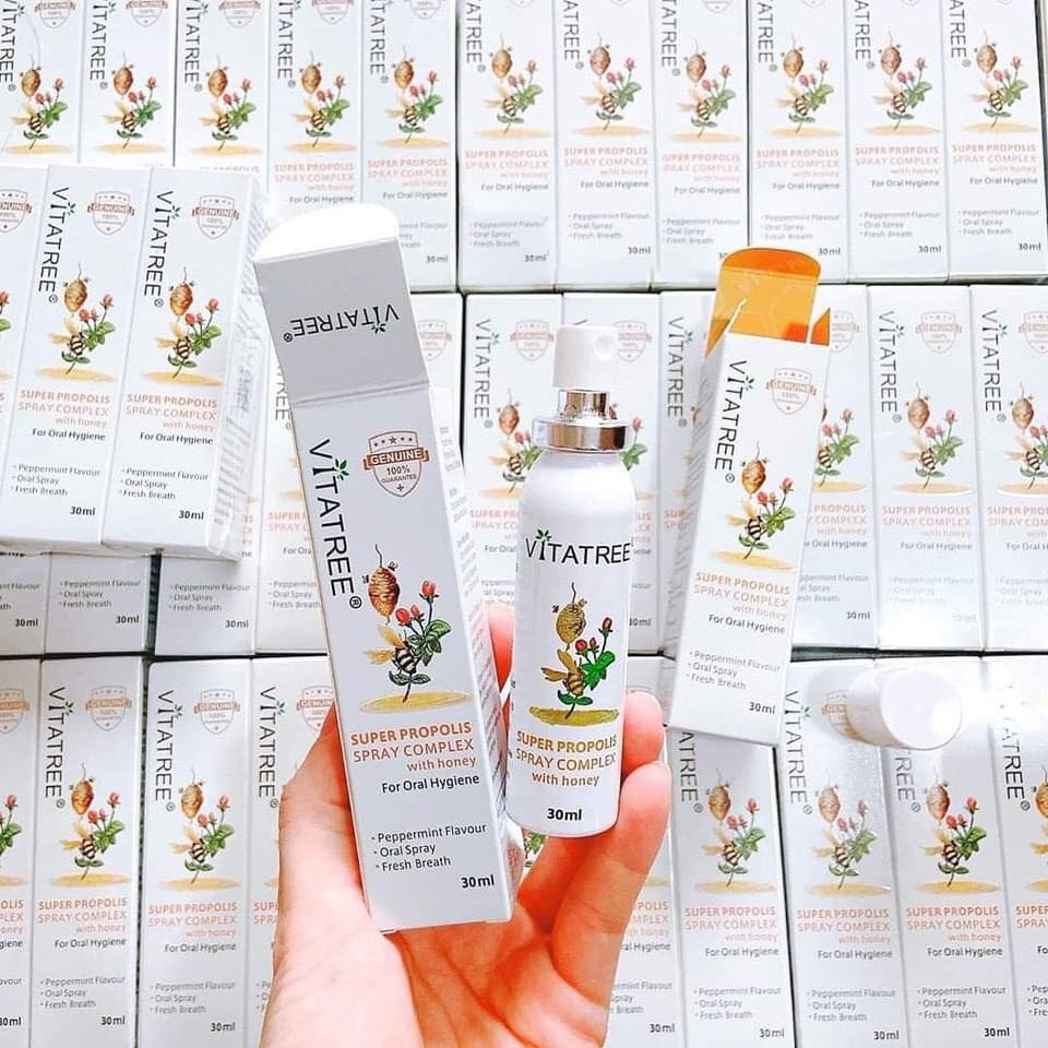 Xịt họng keo ong kháng khuân Vitatree 30ml của Úc