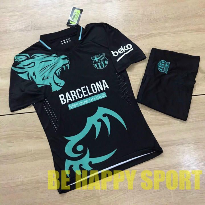 Bộ Quần Áo Bóng Đá Barcelona (Barca) Màu Đen Họa Tiết Rồng Xanh- Bộ Quần Áo Bóng Đá Nam PP Bởi Be Happy Shop