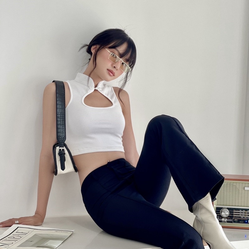 Áo croptop nữ body TOPTIFY trơn sát nách khoét ngực cổ tàu Real Love Top AC229