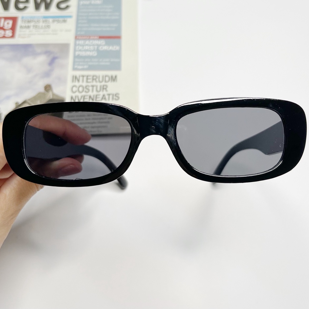 Mắt kính không độ gọng vuông màu đen thời trang dành cho nam và nữ