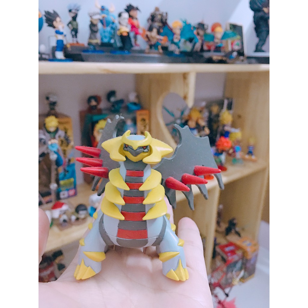 Mô hình động Pokemon Moncolle Giratina
