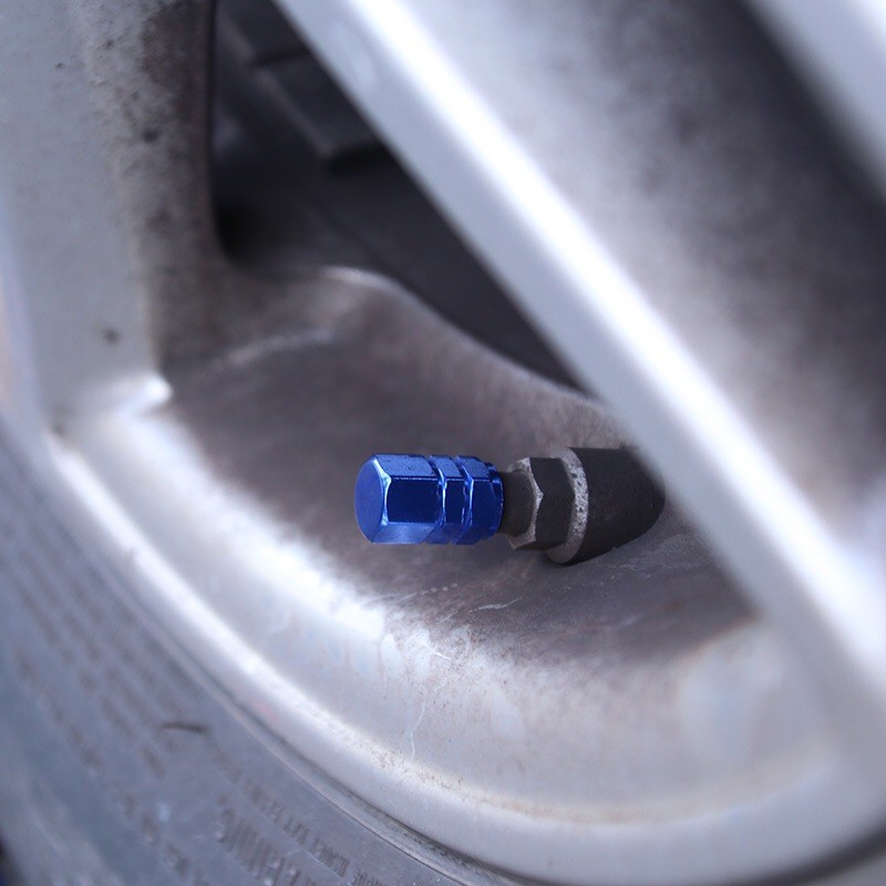 Bộ 4 ốc nắp chụp kim loại bảo vệ van xe lốp xe hơi, ô tô, xe máy(giao màu ngẫu nhiên)