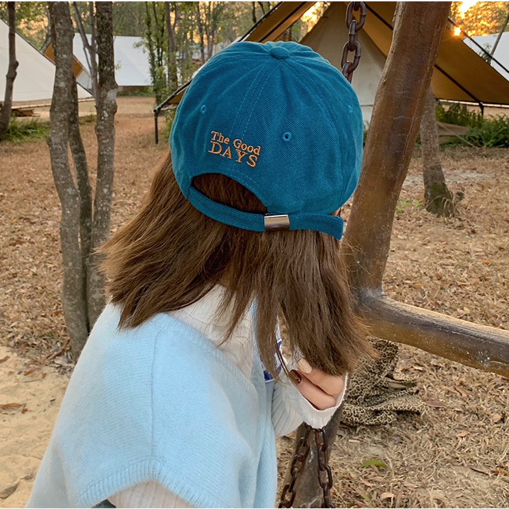 Nõn lưỡi trai thêu chữ The Good Days