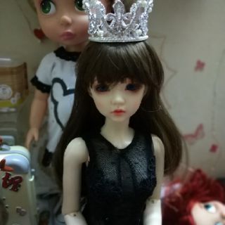 Vương niệm cho búp bê