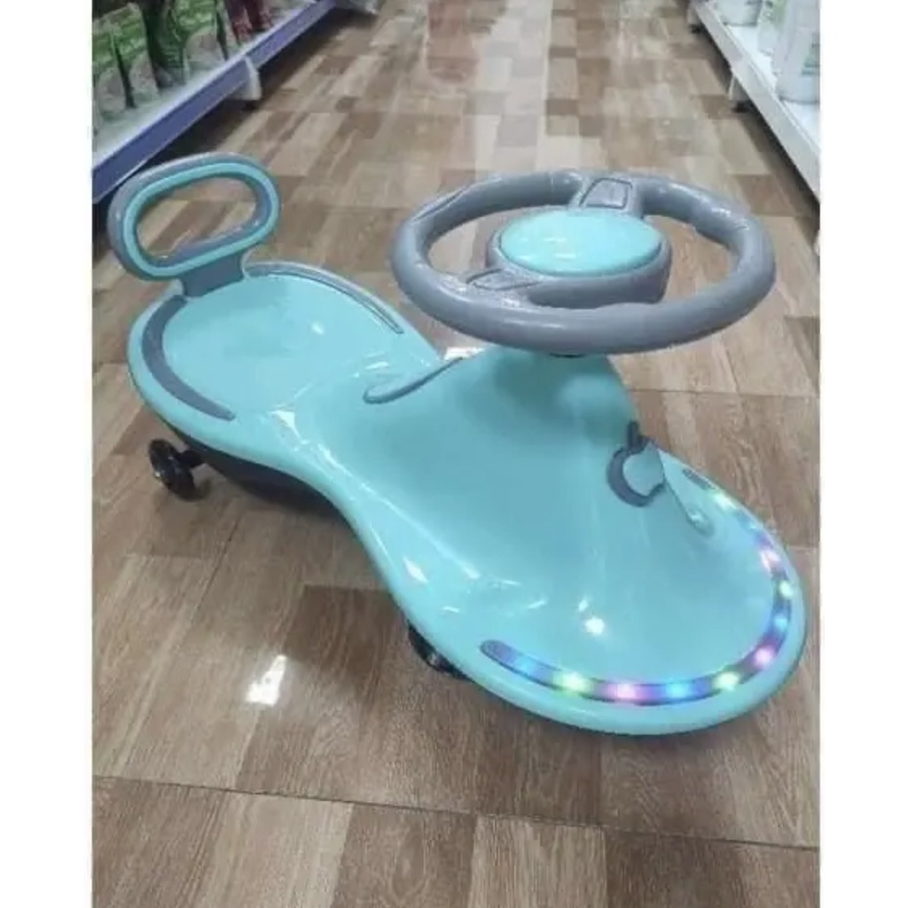 Xe lắc cao cấp có nhạc có đèn cho bé