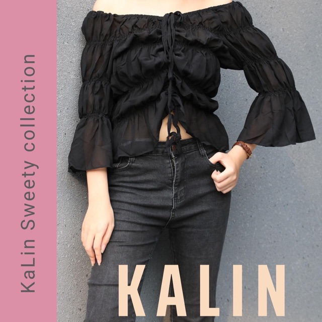 [Kalin brand] Áo trễ vai tay dài, áo croptop trắng, đen họa tiết bồng - style Hàn Quốc