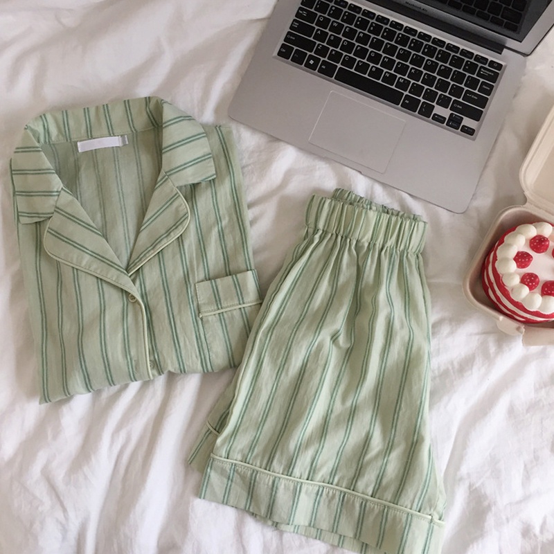 Bộ Đồ Ngủ 2 Món Áo Tay Ngắn Cổ Bẻ Cài Khuy + Quần Dài Dáng Rộng In Họa Tiết Kẻ Sọc Thời Trang Cho Nữ