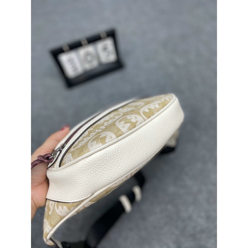 TÚI BAO TỬ COACH TRIBAL SLING