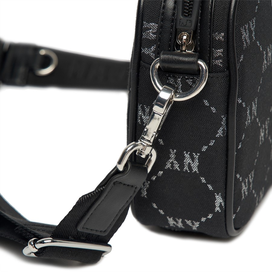 Túi Đeo Chéo MLB Dia MONOGRAM Jqd Camera Bag