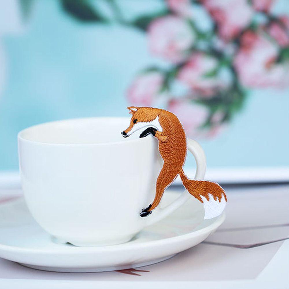Sticker Ủi Thêu Hình Cáo