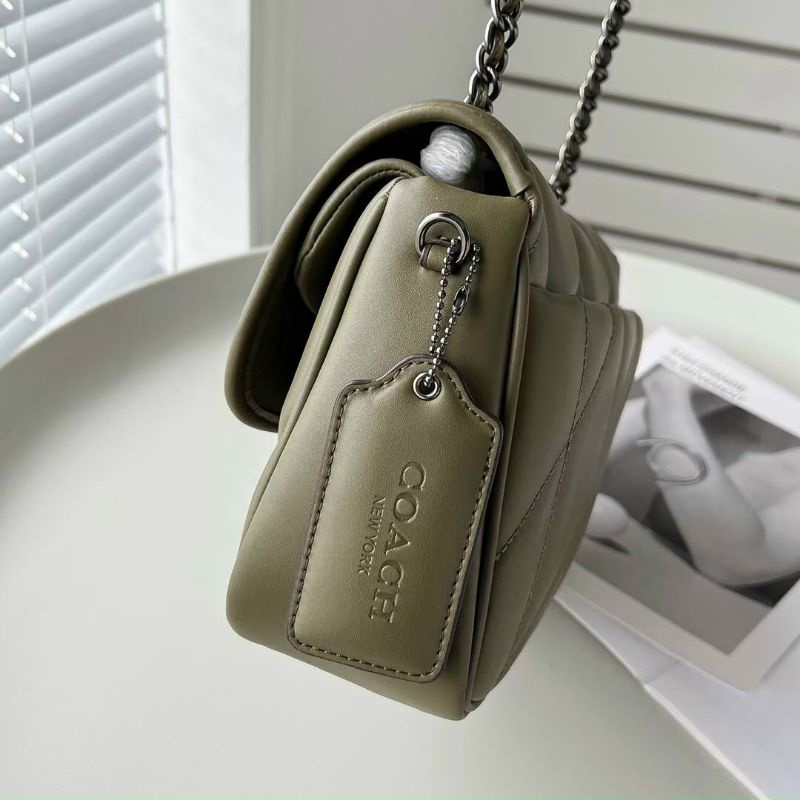 Túi coach pillow Madison