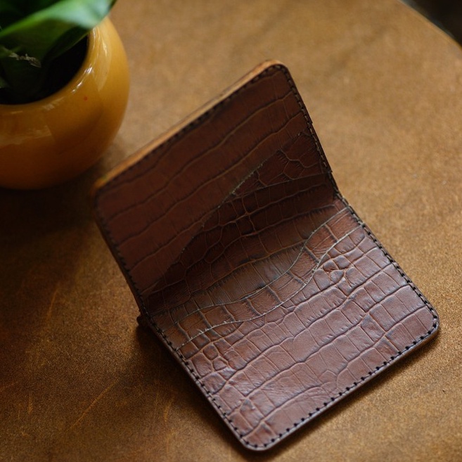 Ví nam da bò RAM Leather Khắc Trống Đồng Da Bò Màu Xanh Dương