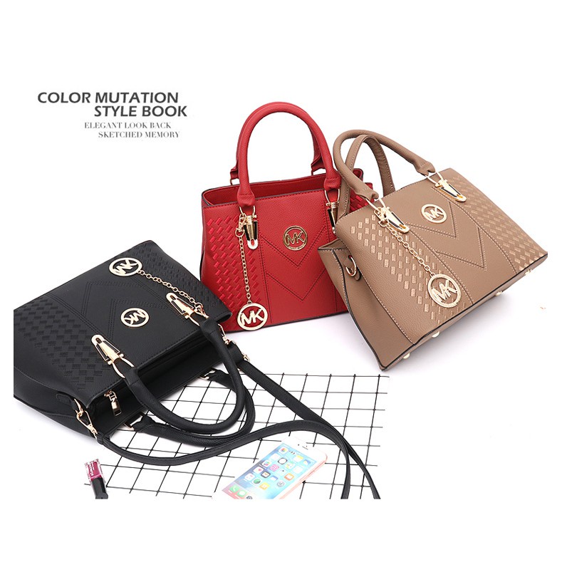 Túi Đeo Chéo Vai Michael Kors Màu Đen Chống Thấm Nước Thời Trang Dành Cho Nữ