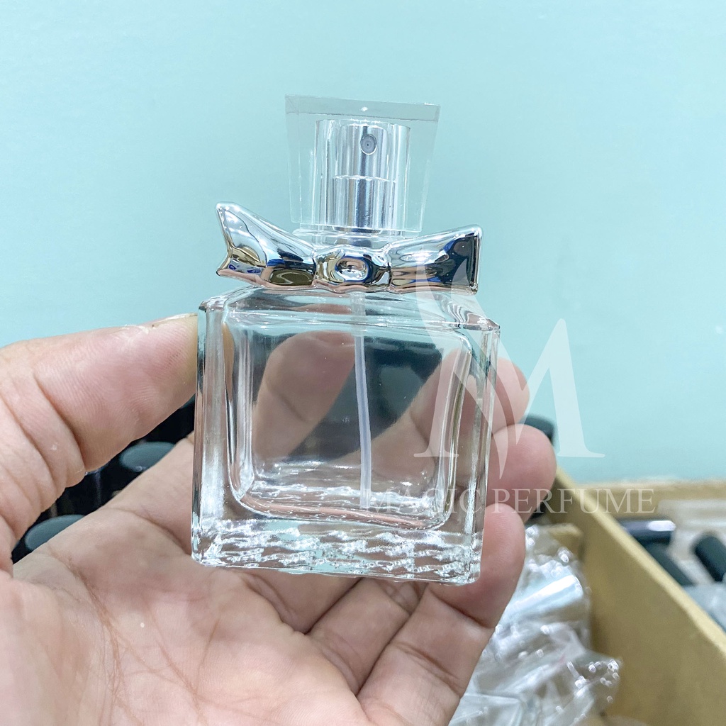 Chai lọ chiết nước hoa thủy tinh 30ml kiểu Miss Dior dạng phun sương loại đẹp, không rò rỉ, chảy nước