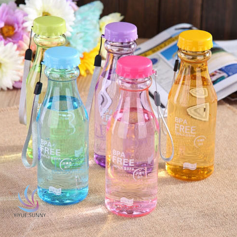Bình nước nhựa trong suốt cao cấp tiện dụng