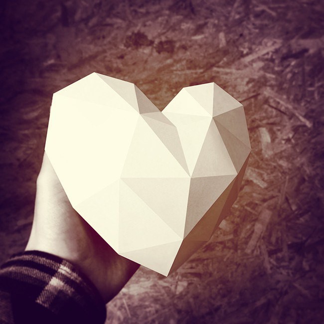 Mô hình giấy _ Trái tim