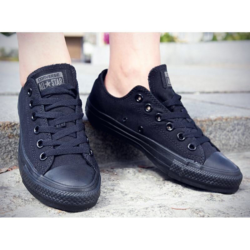 Giày Converse Chuck Taylor All Star Classic All Black Low - M5039