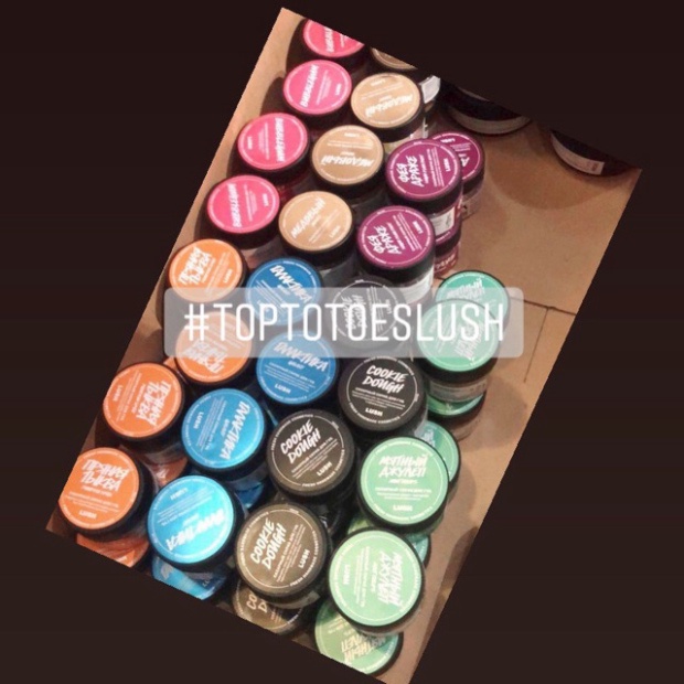 NGÀY DUY NHẤT Tẩy da chết môi Lush lành tính, làm hồng mịn môi NGÀY DUY NHẤT | BigBuy360 - bigbuy360.vn