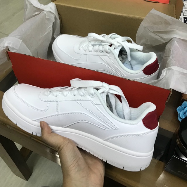 Giày trắng đế đỏ Li-ning