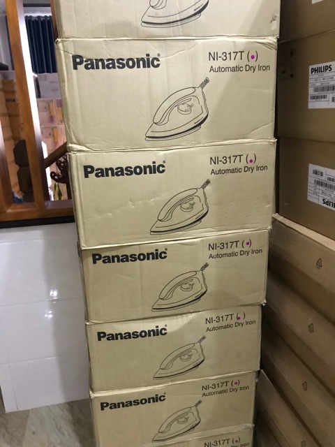 Bàn ủi khô Panasonic NI-317T made in Malaysia