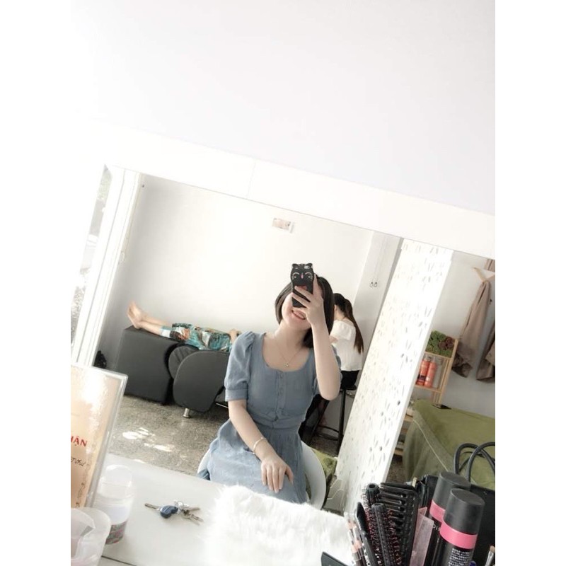 Pass áo tặng chân váy