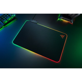 [ GIÁ SỐC ] - [ HOT ] - [ RẺ VÔ ĐỊCH ] - Bàn di chuột Razer Firefly V2 - Chính Hãng Việt Nam - Mới 100%