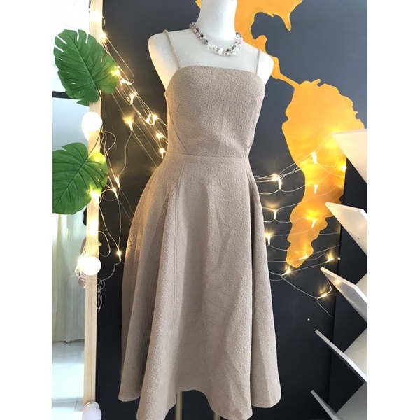 Đầm dự tiệc thiết kế 300 Un