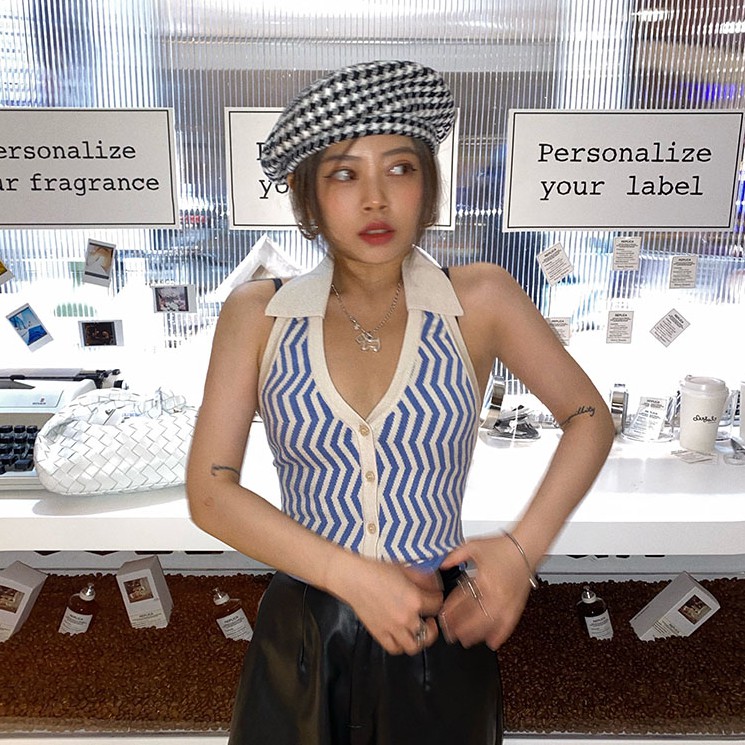 Áo Cổ Yếm Kẻ Sọc Thiết Kế Xinh Xắn Cho Nữ