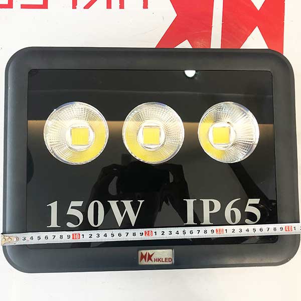 HKLED - Đèn pha LED ngoài trời 150W - Nguồn Done Chip TF - Chống nước IP65 - Sản xuất tại Việt Nam - Bảo hành 3 năm.
