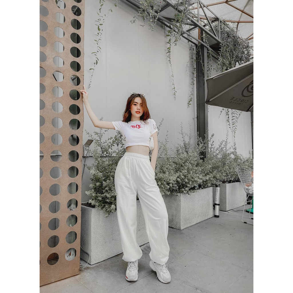 Bộ Nỉ Nữ Quần Joger Thể Thao Cá Tính Màu Trắng