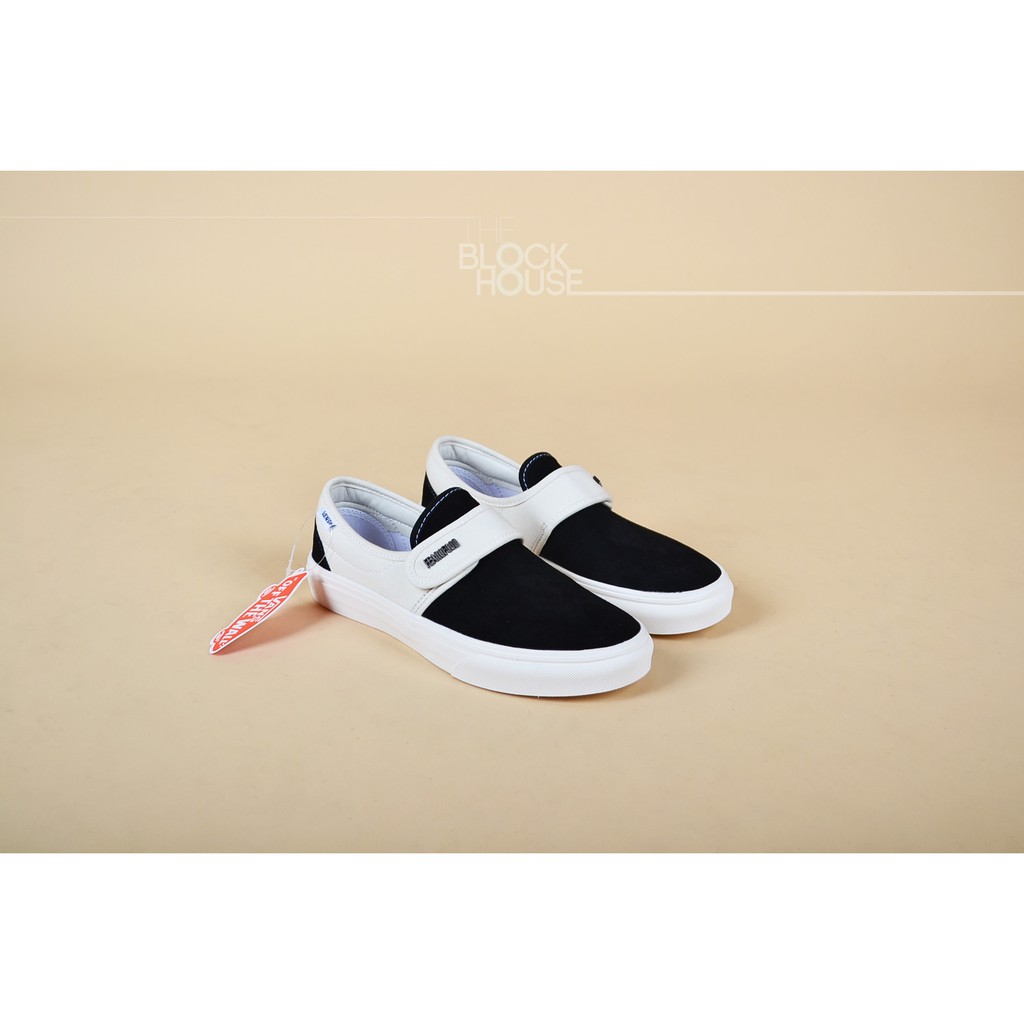 GIÀY V.ANS SLIP ON FEAR OF GOD STRAP BLACK WHITE | BigBuy360 - bigbuy360.vn