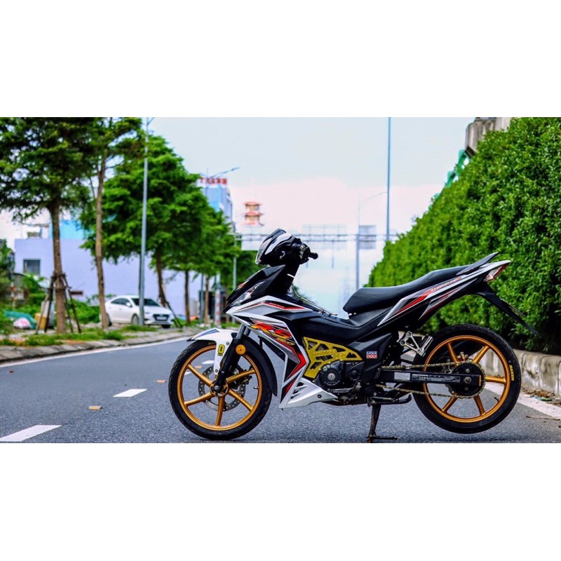 Tem rời Winner Trắng đỏ đen Rs