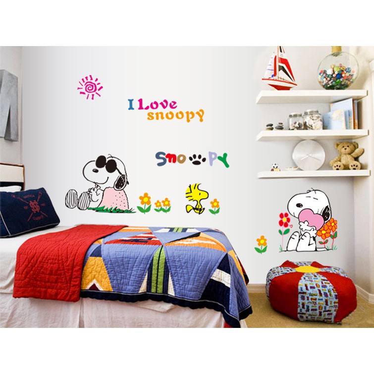 Decal trang trí tường 2 Chó SNOOPY đáng yêu